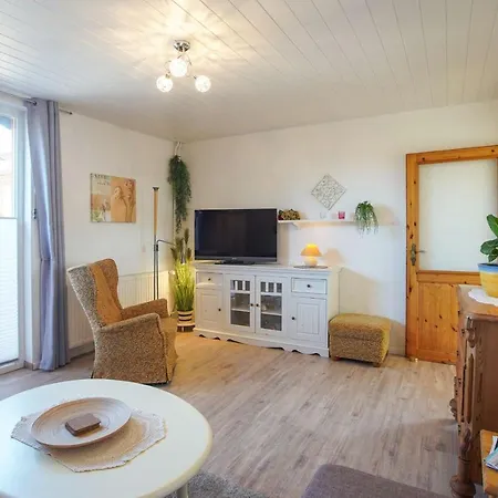 Ferienhaus Heidi Hauschen Seehund